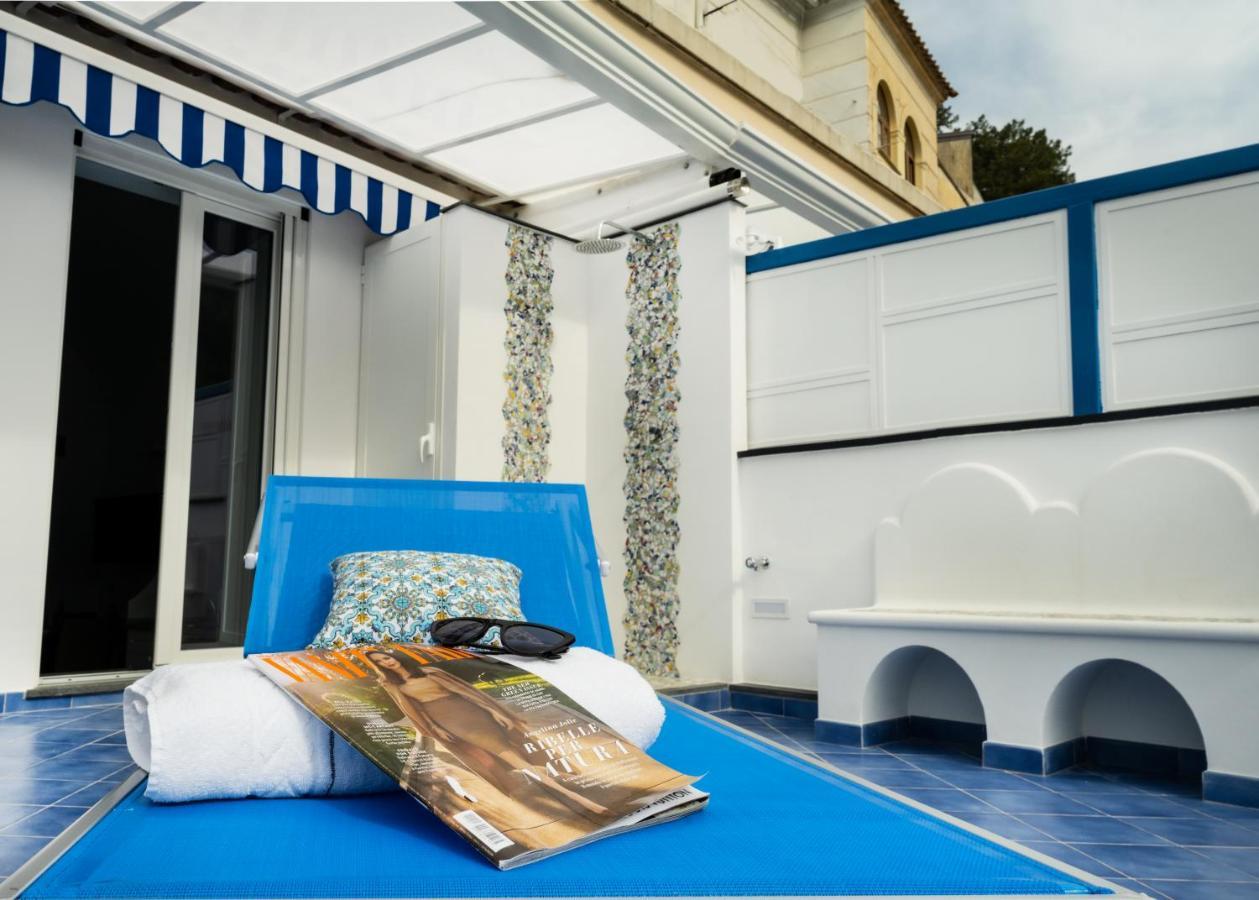 Grecale - Amazing Apartment With Patio And Sea View Maiori Bagian luar foto