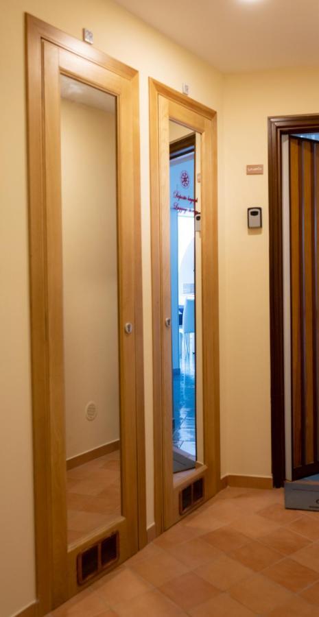 Grecale - Amazing Apartment With Patio And Sea View Maiori Bagian luar foto